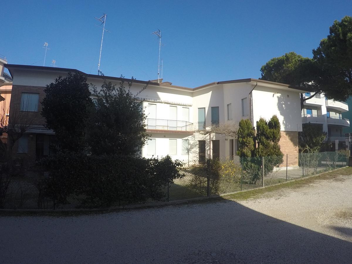 Casa Francesca - Agenzia Cocal Lägenhet Caorle Exteriör bild